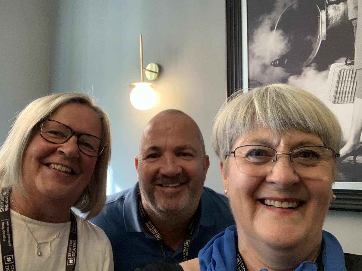Anthea_Dickson's tweet photo. There was great feeling of +ve momentum to #reducedrugdeaths at today’s #DrivingChange conference. Taking a #publichealth approach to addiction, with rapid access to treatment & everyone having confidence to administer #Naloxone, we will #preventdeaths. #dowhatyoucan #IOAD2022 https://t.co/kkaCZHeCdM
