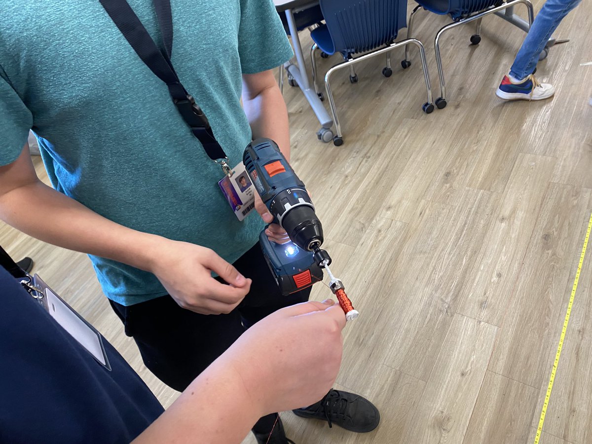 EnergyIslander's tweet image. Foundations of Alt. Energy students are working on the armatures for their electric motors. This tedious process will yield fun results. @GIPublicSchools @GISH_Islanders @GISH_AoET