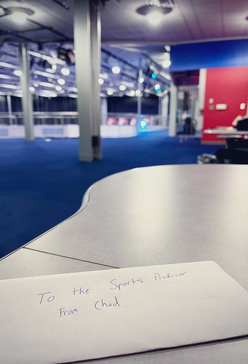 Michael_Pitts25's tweet image. “I read that the Red Sox manager always leaves a note in his desk for the next person who takes the job…” @Chad_Amaral I’m honored to fill your shoes and work with @ButchStearns as the new Sports Producer at @boston25