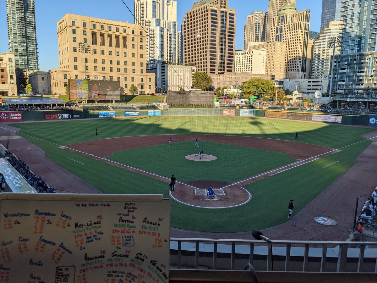 PatrickKinas's tweet photo. For #Rays fans, 86.42% chance @RaysBaseball GM #PeterBendix will jump on the @DurhamBulls @BuzzSportsRadio airwaves tonight against @KnightsBaseball.
If you have a question you're curious about, shoot me a reply & I'll do my best to ask one or two.
#RaysUp https://t.co/QBiuiCwmbf