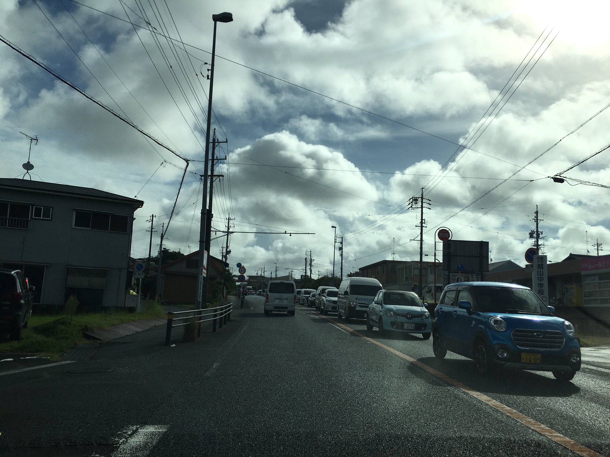 まちょ 磐田 市内渋滞してる バイパス通行止めとか言ってたな T Co Funasrmrt5 Twitter