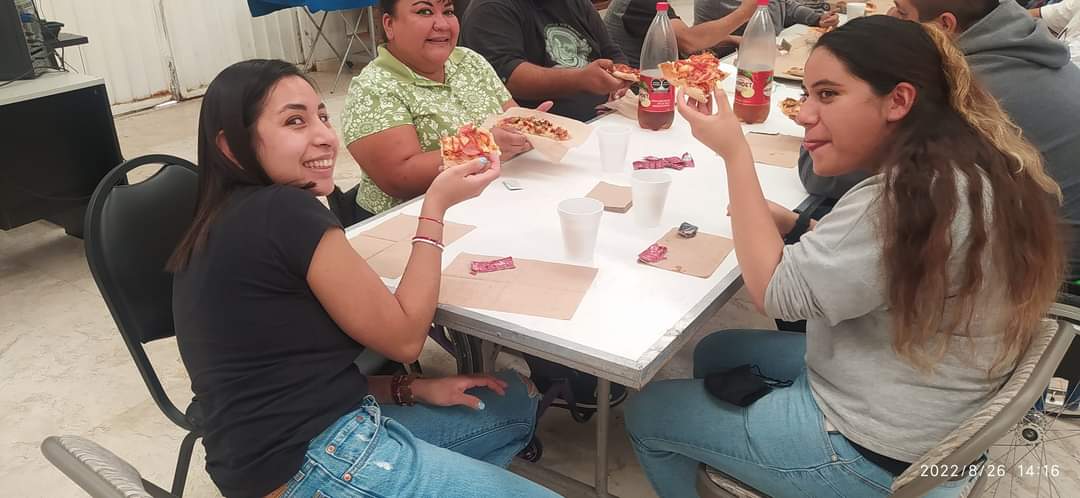 held_ac's tweet photo. EN #HELD A.C. LA #CONVIVENCIA ES MUY IMPORTANTE; #FOMENTAR LOS #VÍNCULOS, #COMPARTIR, #CONVIVIR Y #DIVERTIRNOS ES PARTE DE NUESTRA ESCENCIA.
📞55 8991 4984
Deportivo Santa Cecilia, Tlalnepantla de Baz. Estado de México.
#discapacidad
#discapacidadmotora
#Tlalnepantla https://t.co/YEeTN0fS4O