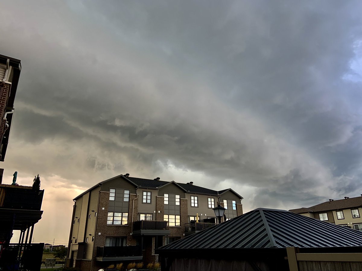 Shelf Cloud in Orleans, ON #onstorm