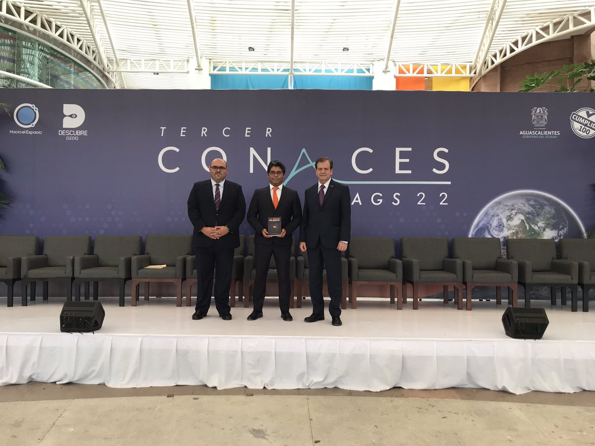haciaespacioAEM's tweet photo. Presentación del libro: La Nueva Era Espacial en #CONACES22.
https://t.co/LkHmotGYUo https://t.co/SFmDjDfCry