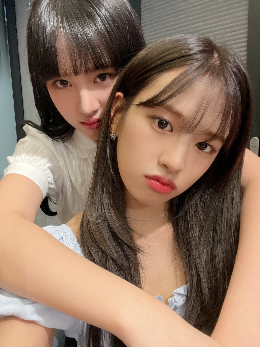 jjangchns's tweet photo. happy birthday to our best leader 💓
#OurFirstLoveYujinDay 
SEPTEMBER STARTS WITH YUJIN
#유진이의스물을다이브가축하해 https://t.co/vMxBnrzLHd