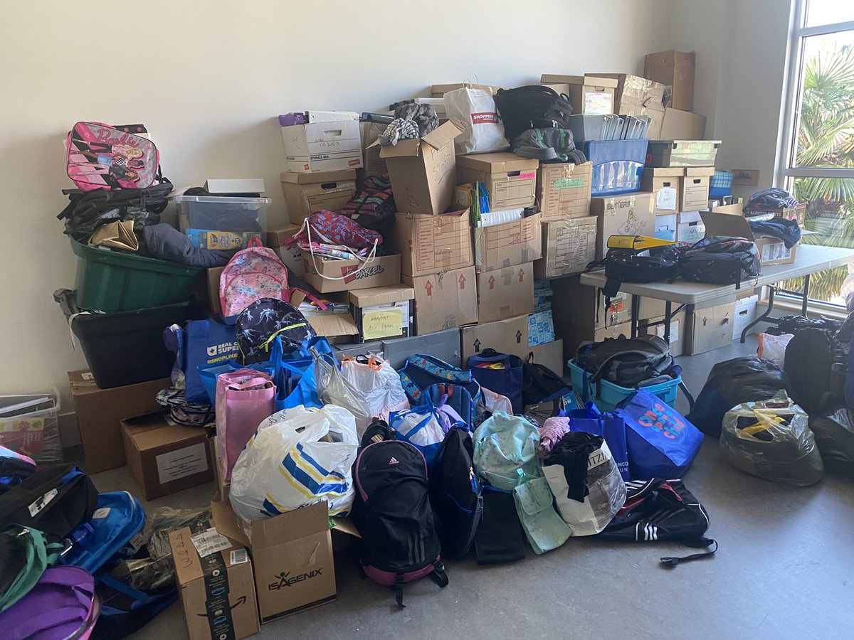 thatbarberdave's tweet photo. Soooo ummm we have so much stuff to give away! Please RT. If kids read us a story on Sunday at the downtown library they get a free haircut! And backpack filled with school supplies and books and comics! Yes! #Nanaimo https://t.co/v6AKOf1ByE