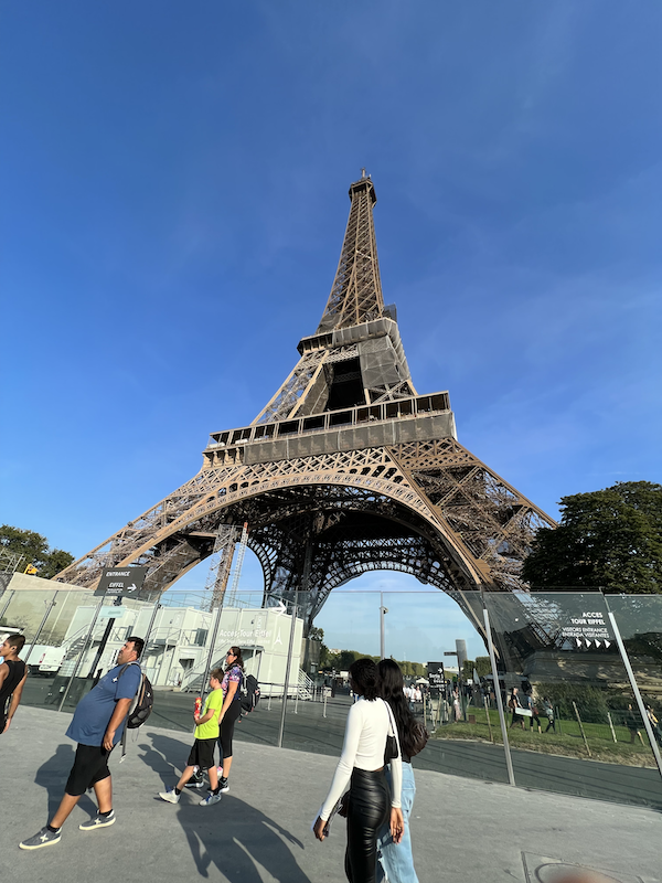 AutismTodayNPO's tweet photo. Meet Dr.Stephen Shore (right), a founding board member for the Autism Today Foundation. He is sending a big hello from Paris!! https://t.co/7KObLInp02