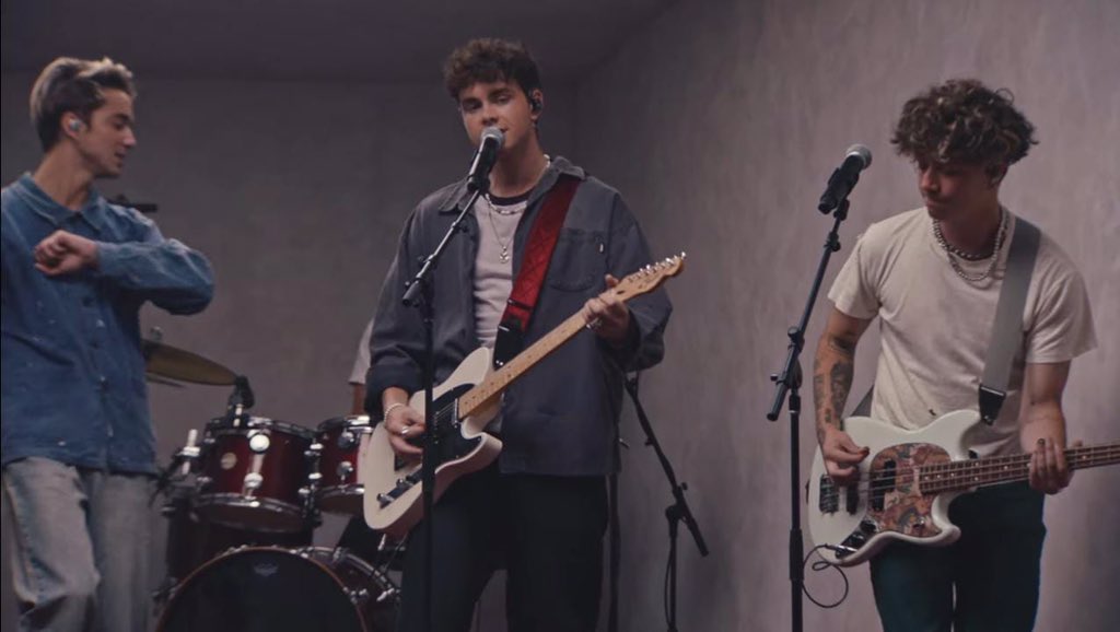 archbesson's tweet image. Corbyn Besson for VEVO.