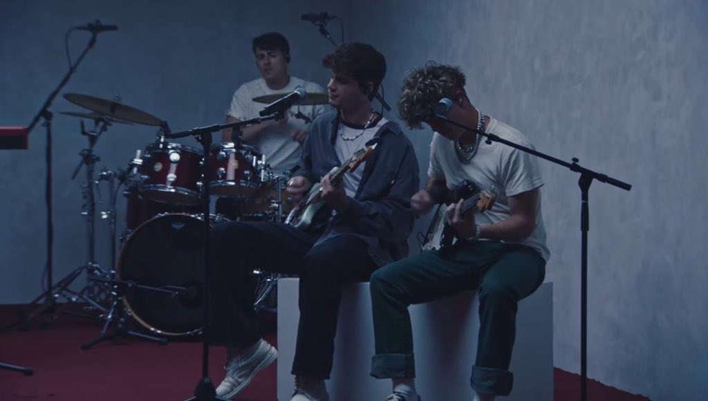 archbesson's tweet image. Corbyn Besson for VEVO.