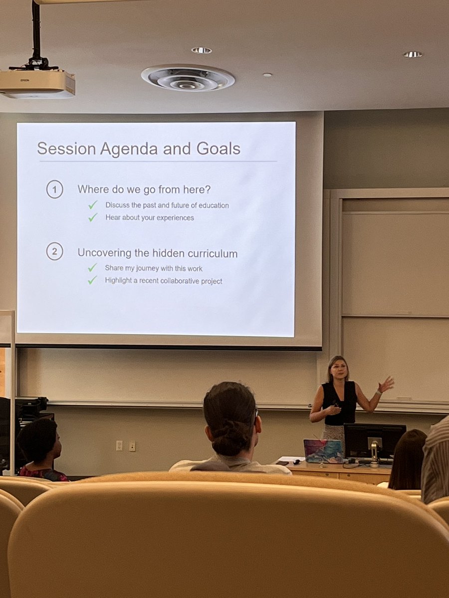cguo83's tweet photo. Thanks Dr. Campbell @drsoup09 for her amazing talk and for sharing her project on https://t.co/446MTfnPD3. 

Learned lots from @westernuCTL’s Fall Perspective lectures. Will definitely be using some of the strategies as a TA in the coming semester ☺️ https://t.co/yjq7ZWNcdo