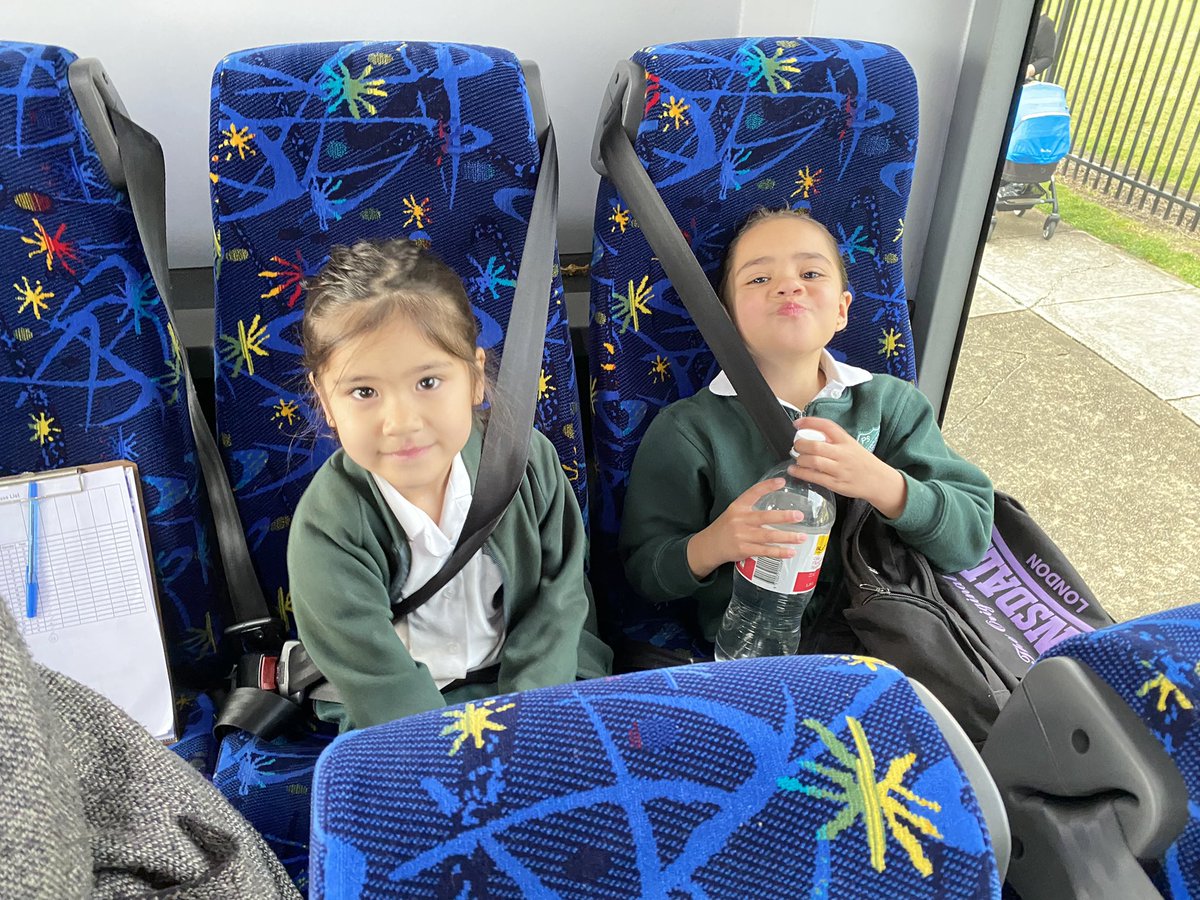 MissJLe1's tweet photo. To the Seymour Centre we go! #sgpskindy2022 @Sherwood_Grange https://t.co/LKn0VtnrUa