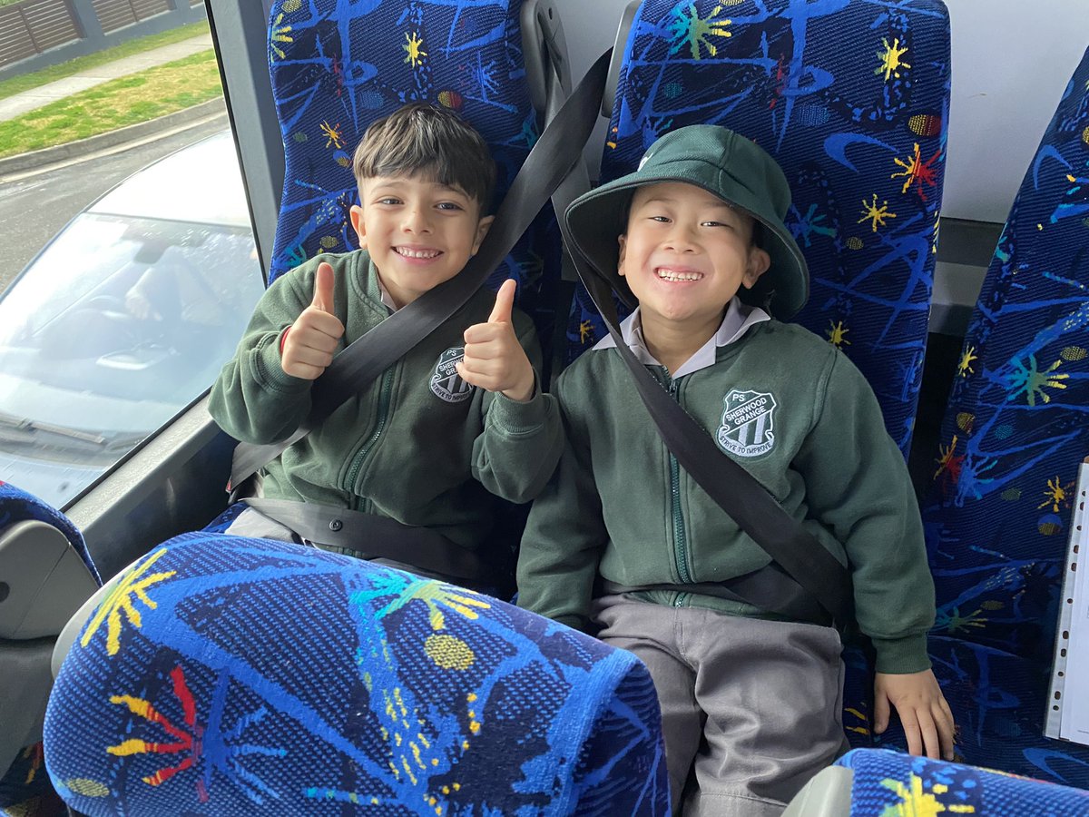 MissJLe1's tweet photo. To the Seymour Centre we go! #sgpskindy2022 @Sherwood_Grange https://t.co/LKn0VtnrUa