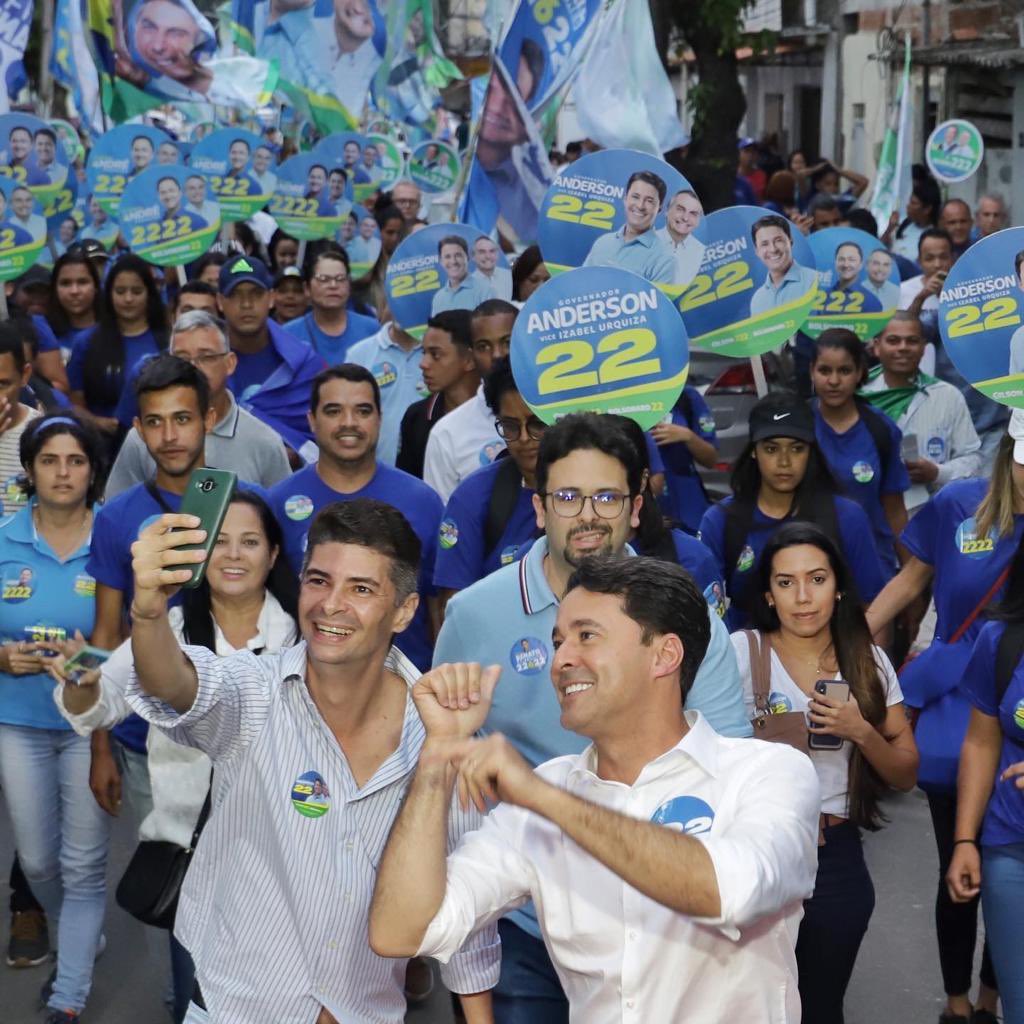 simboramudar22's tweet photo. Taca 22 pra fazer em 4 anos o que ninguém fez em 8, pessoal! A gente se encontra nas próximas. É só chegar!! Simbora com Anderson, Gilson e Bolsonaro! É 22!

Simbora, Brasil! 🇧🇷
Simbora Mudar Pernambuco!✌️✌️

#AndersoneIzabel22 #Simborade22 #simboramudarpernambuco #mudarpe https://t.co/owJncC6vhZ