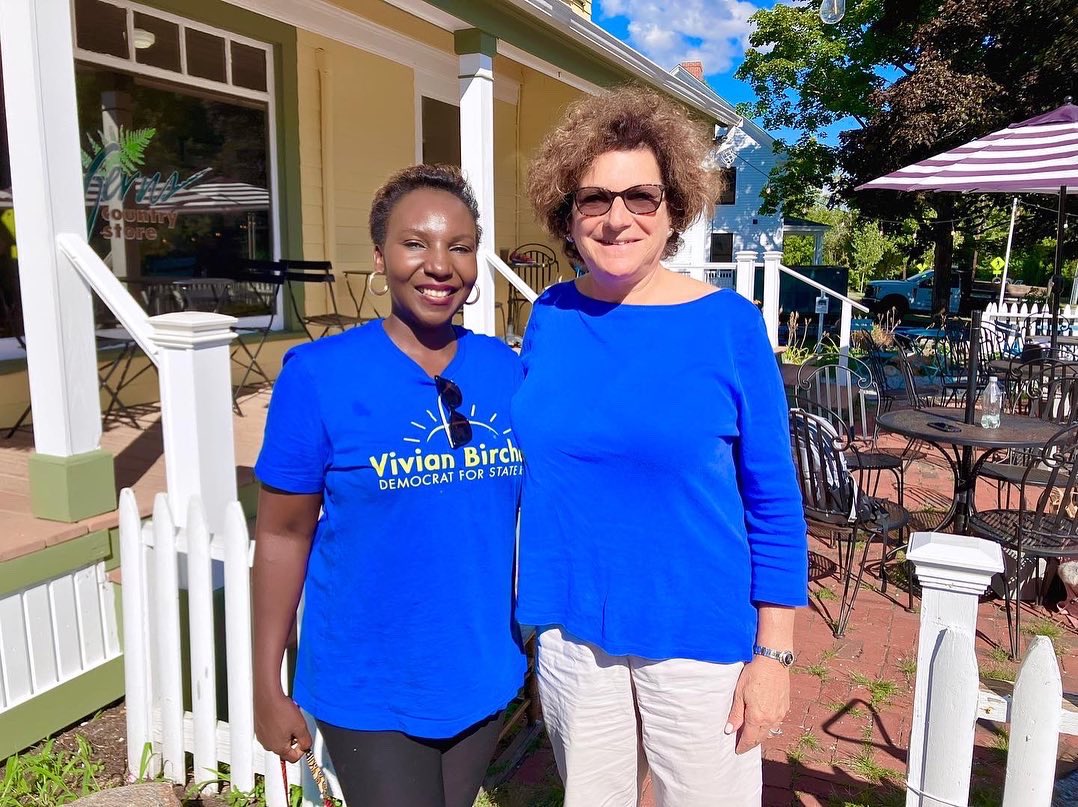 Vivian4StateRep's tweet photo. #TEAMVIVIAN SPOTLIGHT
Today, I had the honor of being driven around by my friend, restorative Justice advocate, former @ActonMAGov select Board member and simply awesome human being, Lauren Rosenzweig-Morton.
I am grateful to earn her endorsement and support.
#14thmiddlesex https://t.co/2Uu83jvIyS