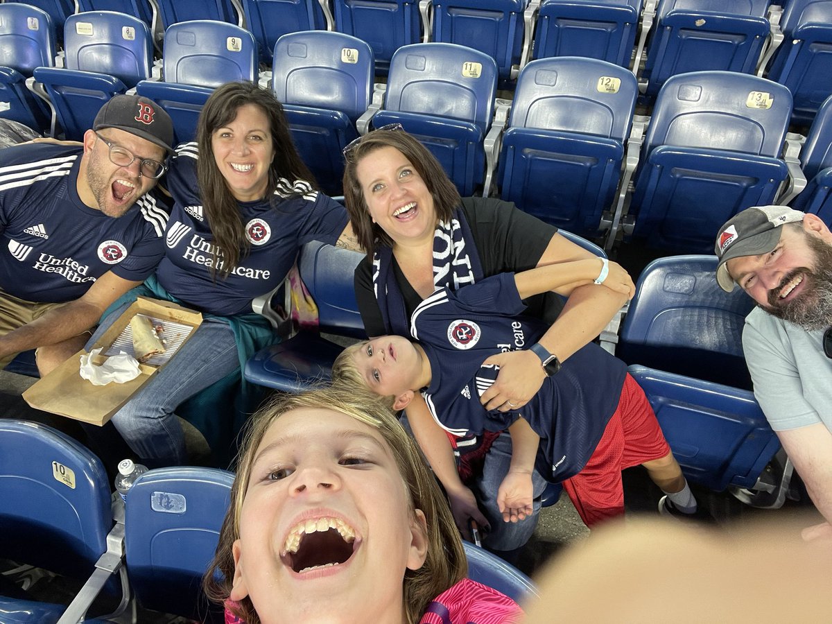 eabuckley's tweet photo. #TweetYourSeat 134 row 14 seats 8-13. #nerev happy to be with family!! https://t.co/qzXS6cXOyD
