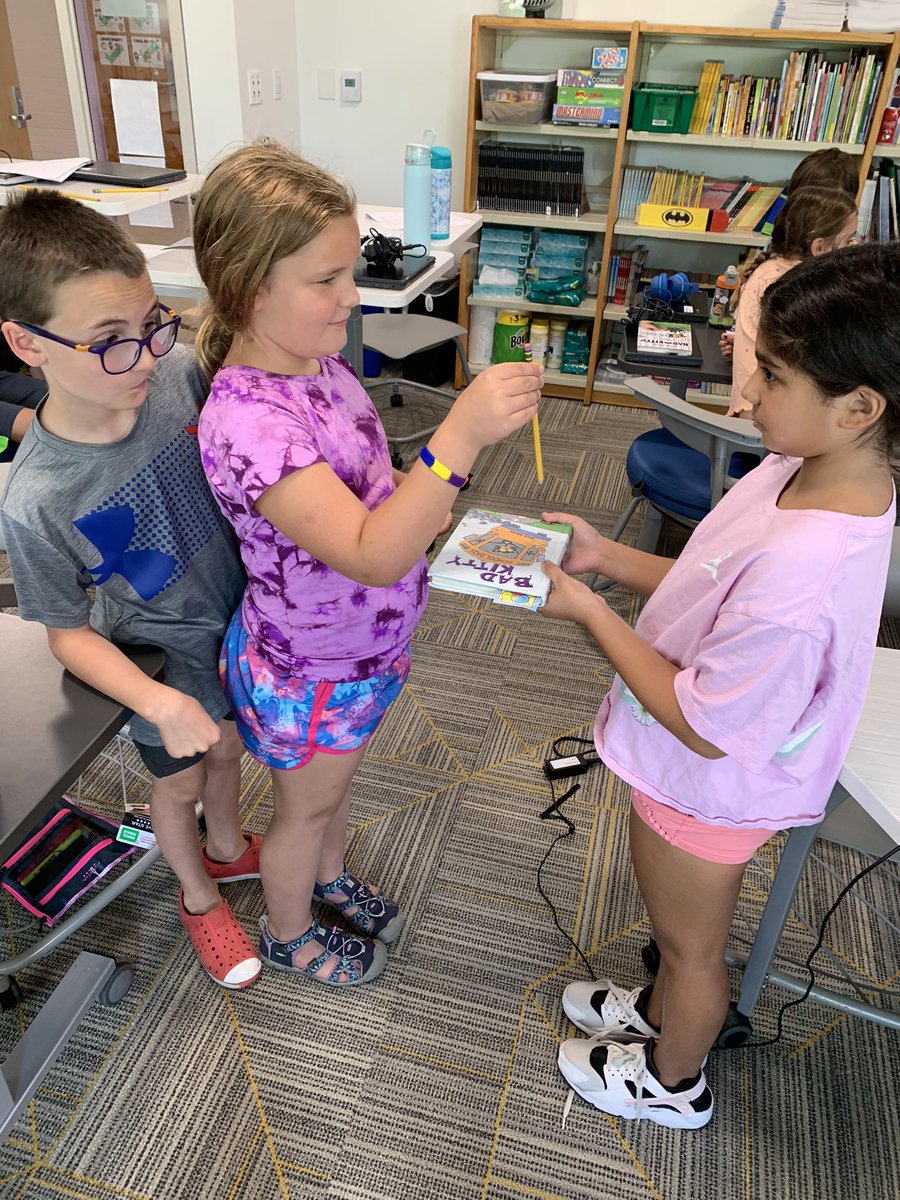 Mr. Williams' Room tweet media