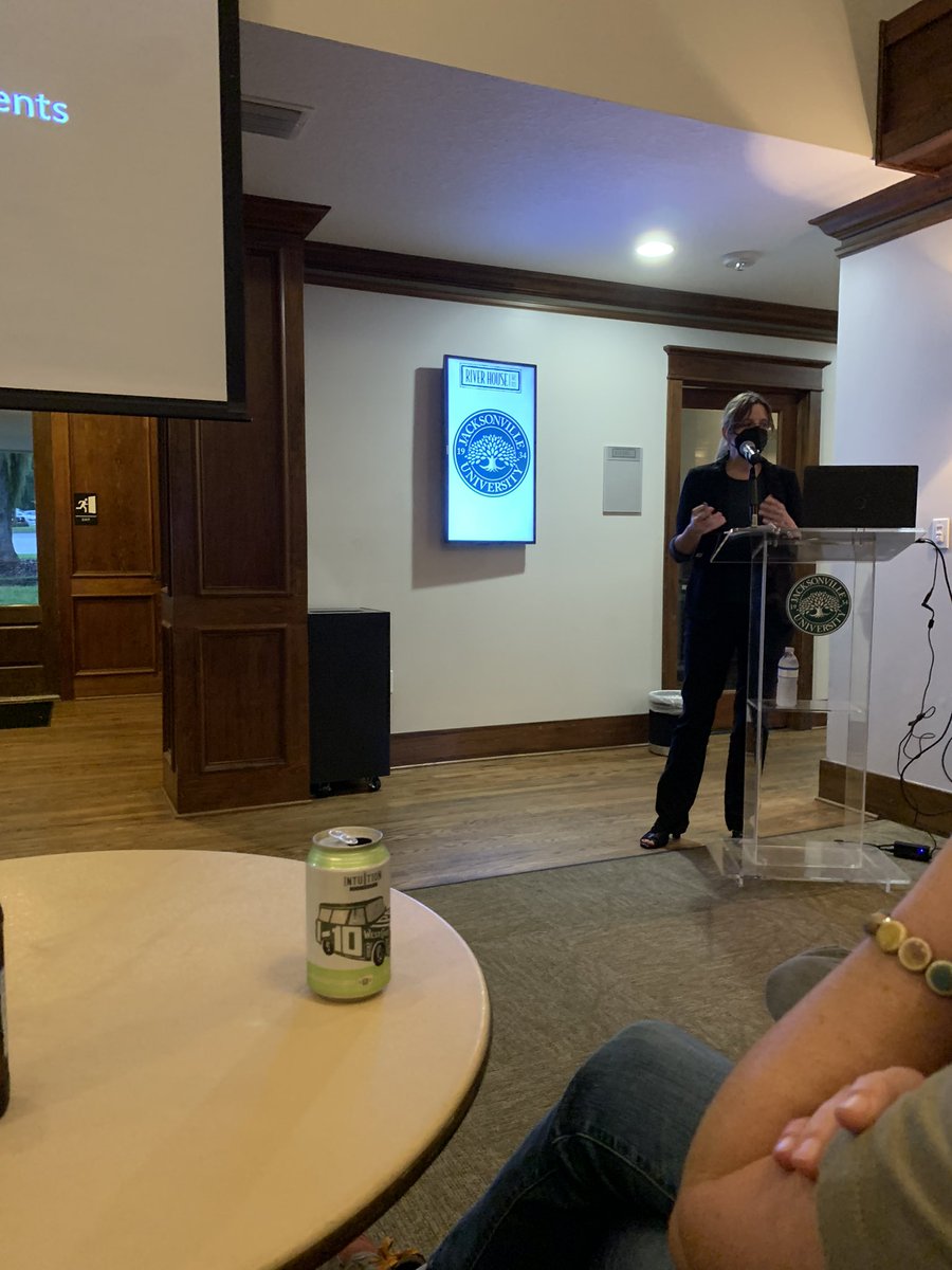 DrCourtneyK's tweet photo. Prof’s first #PhilosophySlam at @JacksonvilleU 🐬💙 https://t.co/mL2AWDw10A