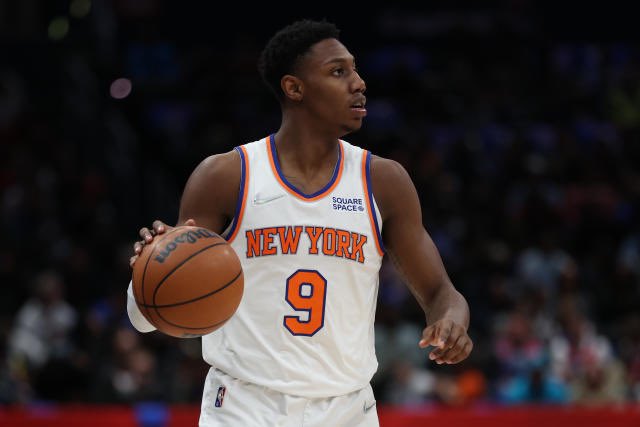 NYKnicksLatest's tweet photo. The Utah #Jazz wanted ONE OF:
• Quentin Grimes 
• Immanuel Quickley 
• Obi Toppin

With RJ Barrett. #Knicks https://t.co/SwviXpzUp2
