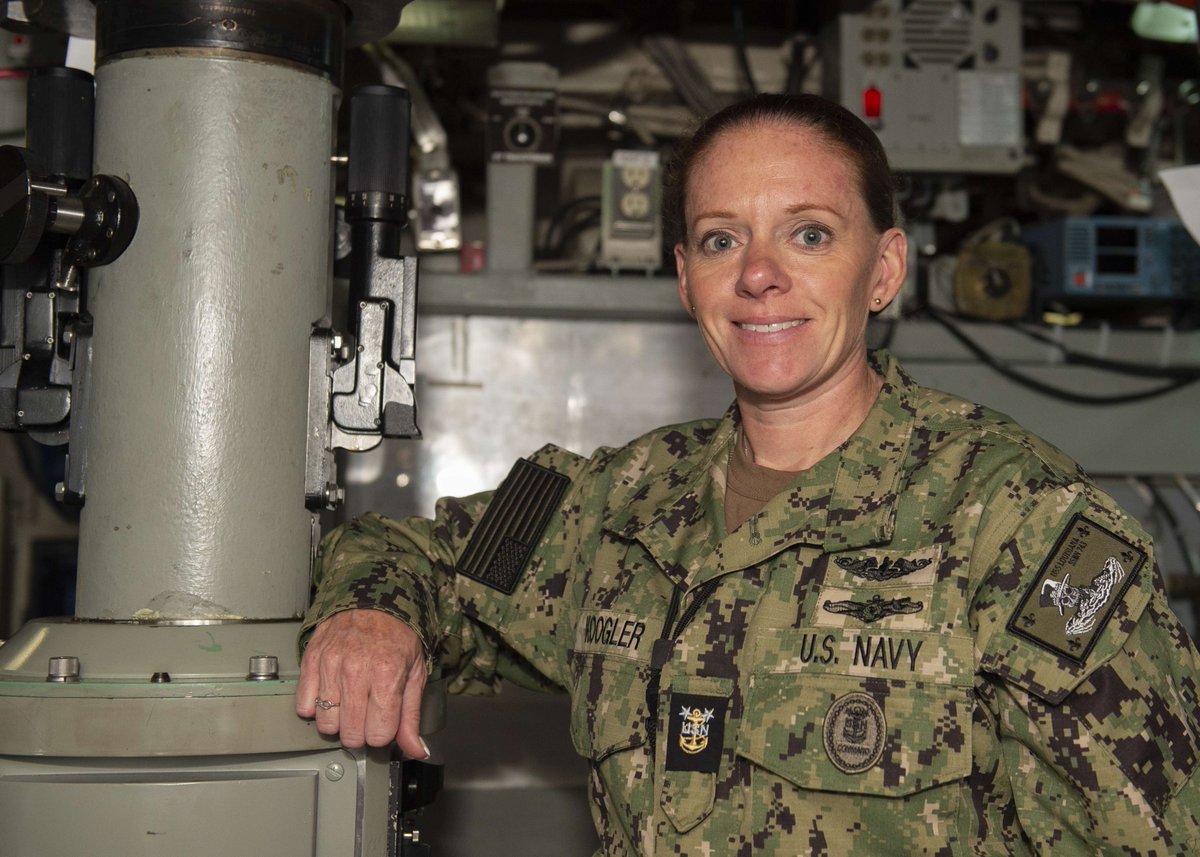 USNINews's tweet photo. Navy Names Submarine Force's First Female 'Chief of the Boat' - USNI News
https://t.co/0Tg2bSXOC0 https://t.co/TomQUF9Xg9