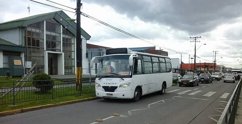 soychilecl's tweet photo. Microbuses de Puerto Montt aumentarán la tarifa de pasajes la próxima semana https://t.co/ovGR3aBWt8 #PuertoMontt https://t.co/BH1WF3tIRW