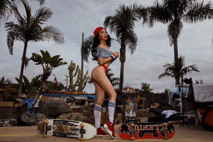 Let&rsquo;s go for ride😉 https://t.co/VufcheV4aS<a href="/tag/manyvids"class="tags"><span>#manyvids</span></a>