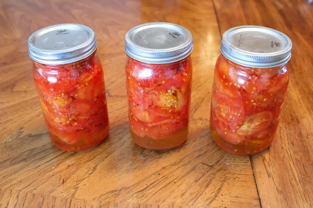 FreshCookedFun's tweet image. Another yearly tradition... Canning tomatoes.  I do 50-70 quarts of tomatoes a year.