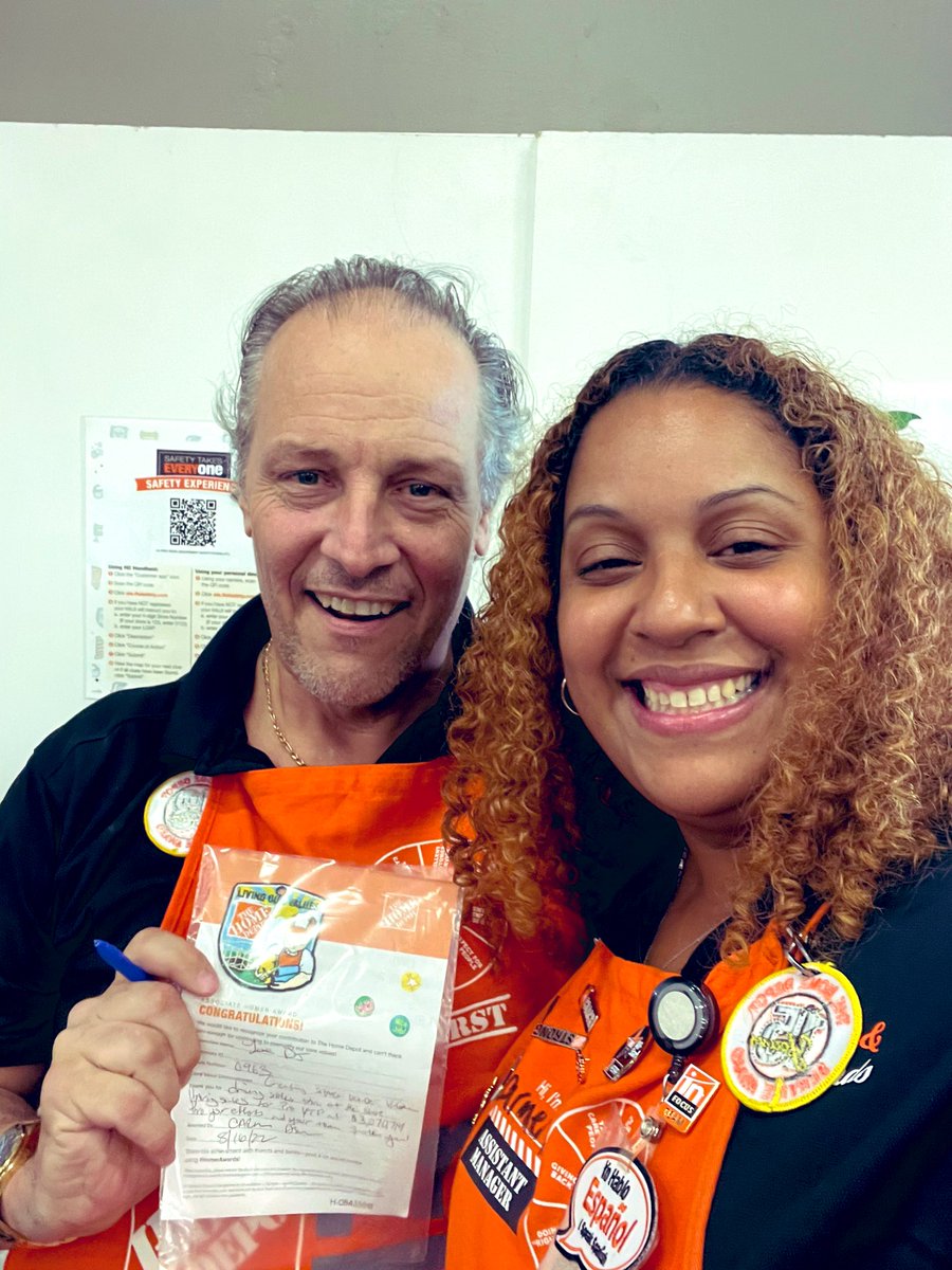 Shout to our Pro DS Joe… Awesome job creating shareholder value by driving the pro business and taking the time to  develop our associates. It’s pleasure working with you! Joe Pro 2022. <a href="/0963SM_Charlie/">Charles Reiser</a> <a href="/Tino_Longobardi/">Tino Longobardi</a> <a href="/DepotDSM/">Bill</a>