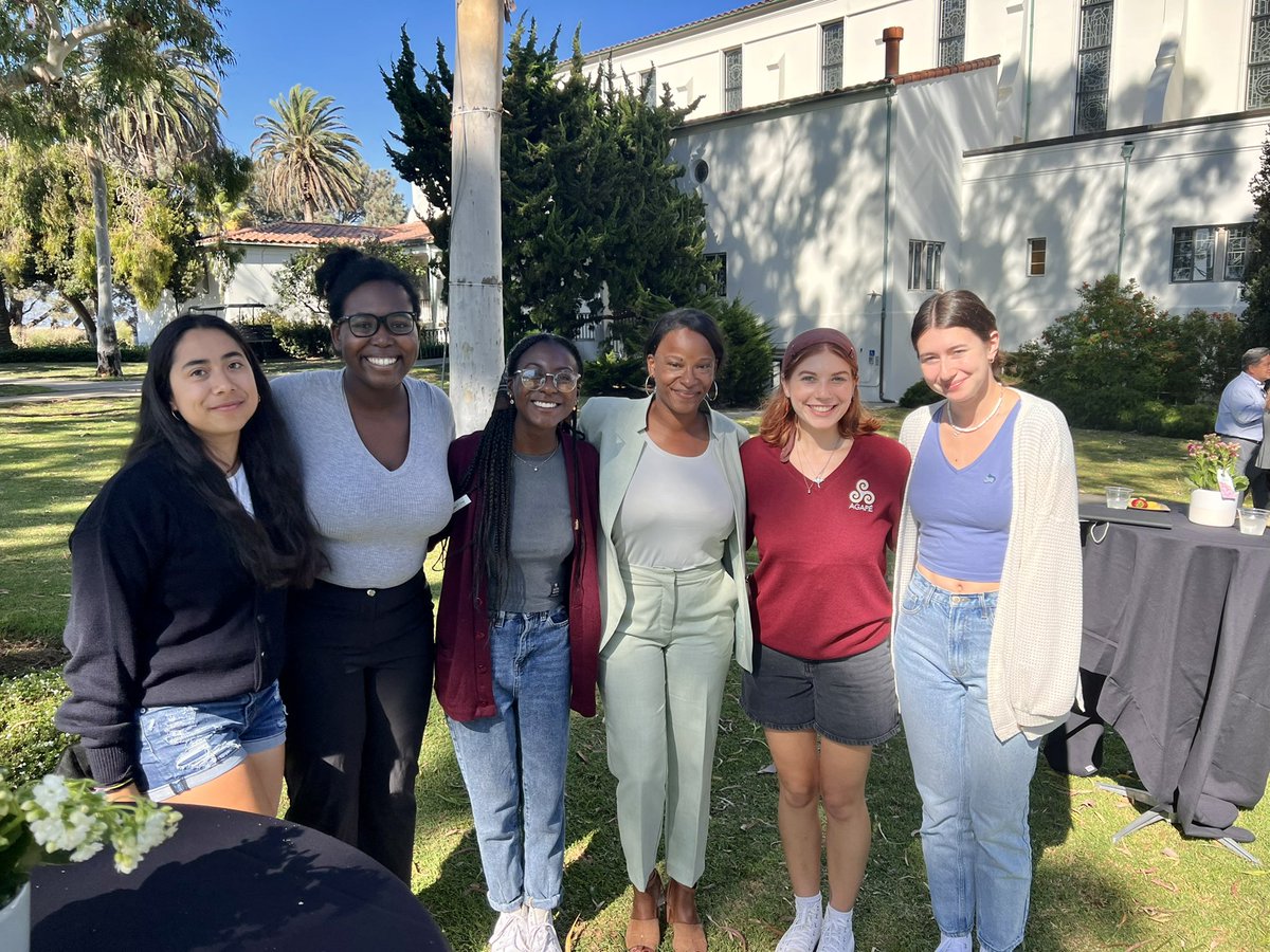 SVP_DrK's tweet photo. Kudos @chelobr92 &amp; the Student Leadership &amp; Development team for organizing our 1st Student Service &amp; Leadership Convocation. A wonderful celebratory event where the @LoyolaMarymount community gathered to support &amp; welcome back our our student leaders! Go Lions 🦁 @LMUStudentEXP https://t.co/LDQhuOHlIL