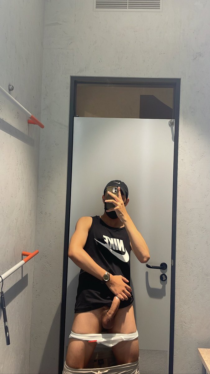 dami87558454's tweet photo. #郑州gay #彩虹男孩 好久没有射了 https://t.co/TAzS4kyHRu