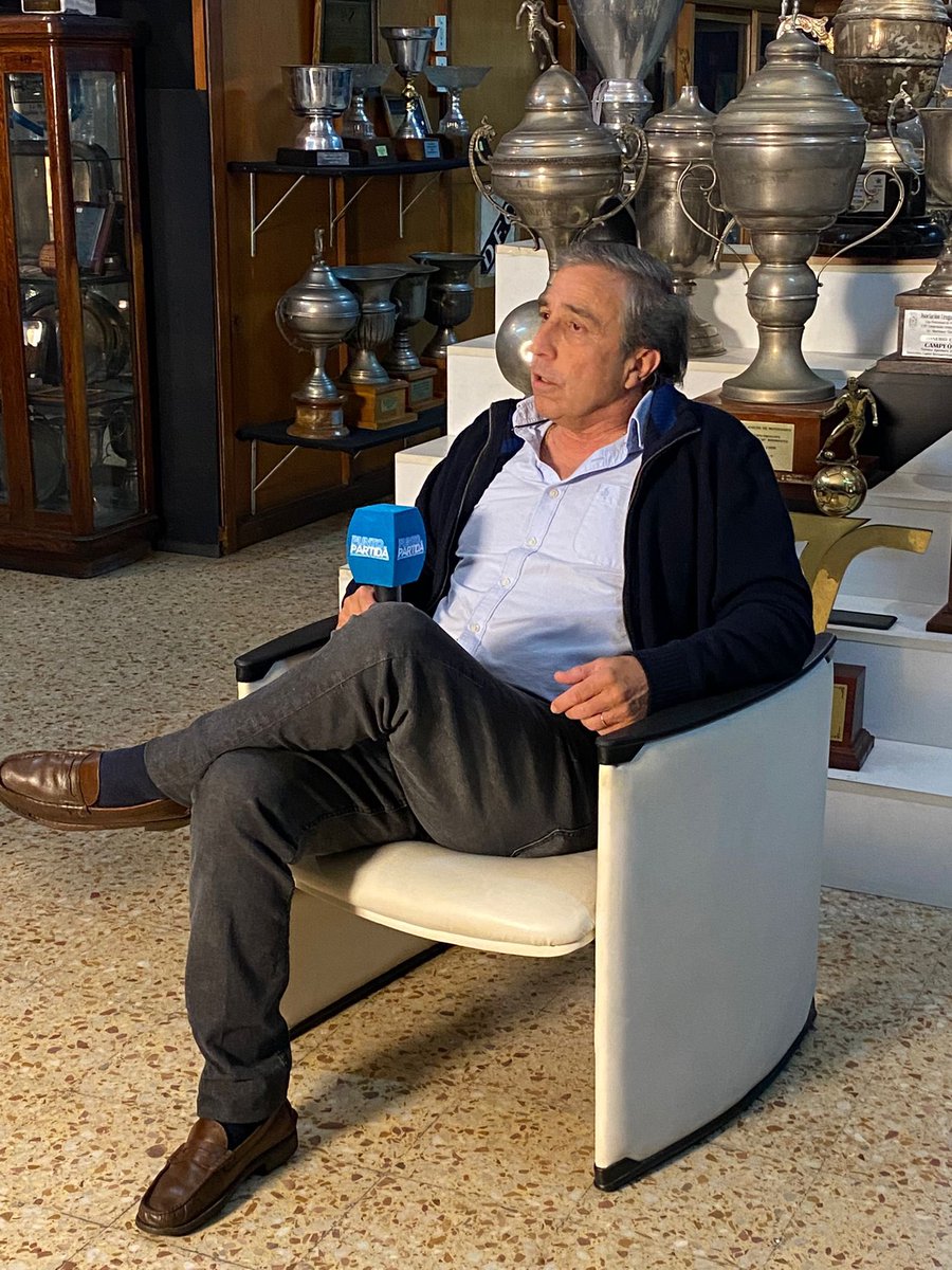 PDP_TV's tweet photo. "Fue un golpe duro todo lo que se vivió entorno a las elecciones de AUF en 2018"

#PuntoDePartidaDIRECTV | Arturo Del Campo empieza a contar el momento donde se le negó el certificado de idoneidad.

📺 1610U @DIRECTVSports 
💻 @tiempotvuy https://t.co/KcB7Wv9T3E