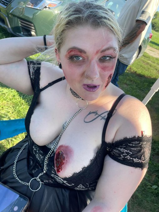 I was a zombie hooker for a local movie production this weekend! &ldquo;Babezilla vs the Zombie Whored&rdquo;. It<a href="/tag/dress"class="tags"><span>#dress</span></a><a href="/tag/space"class="tags"><span>#space</span></a><a href="/tag/thighs"class="tags"><span>#thighs</span></a><a href="/tag/brat"class="tags"><span>#brat</span></a><a href="/tag/alt"class="tags"><span>#alt</span></a><a href="/tag/dm"class="tags"><span>#dm</span></a><a href="/tag/astro"class="tags"><span>#astro</span></a><a href="/tag/thighhigh"class="tags"><span>#thighhigh</span></a>