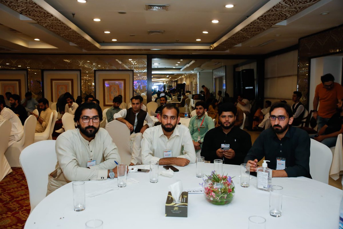 HamxaaTweets's tweet photo. Pakistan’s biggest asset is the country’s youth and Pakistan will only be able to reap the benefits of this by empowering and uplifting them.
#YouthofNMDs

#YouthofNMDs https://t.co/LVG7kuWt4g