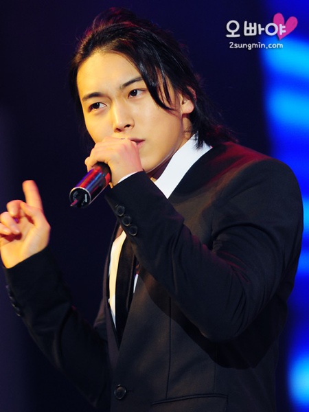 ourming's tweet photo. 성민 https://t.co/NTxpPJ4oFD