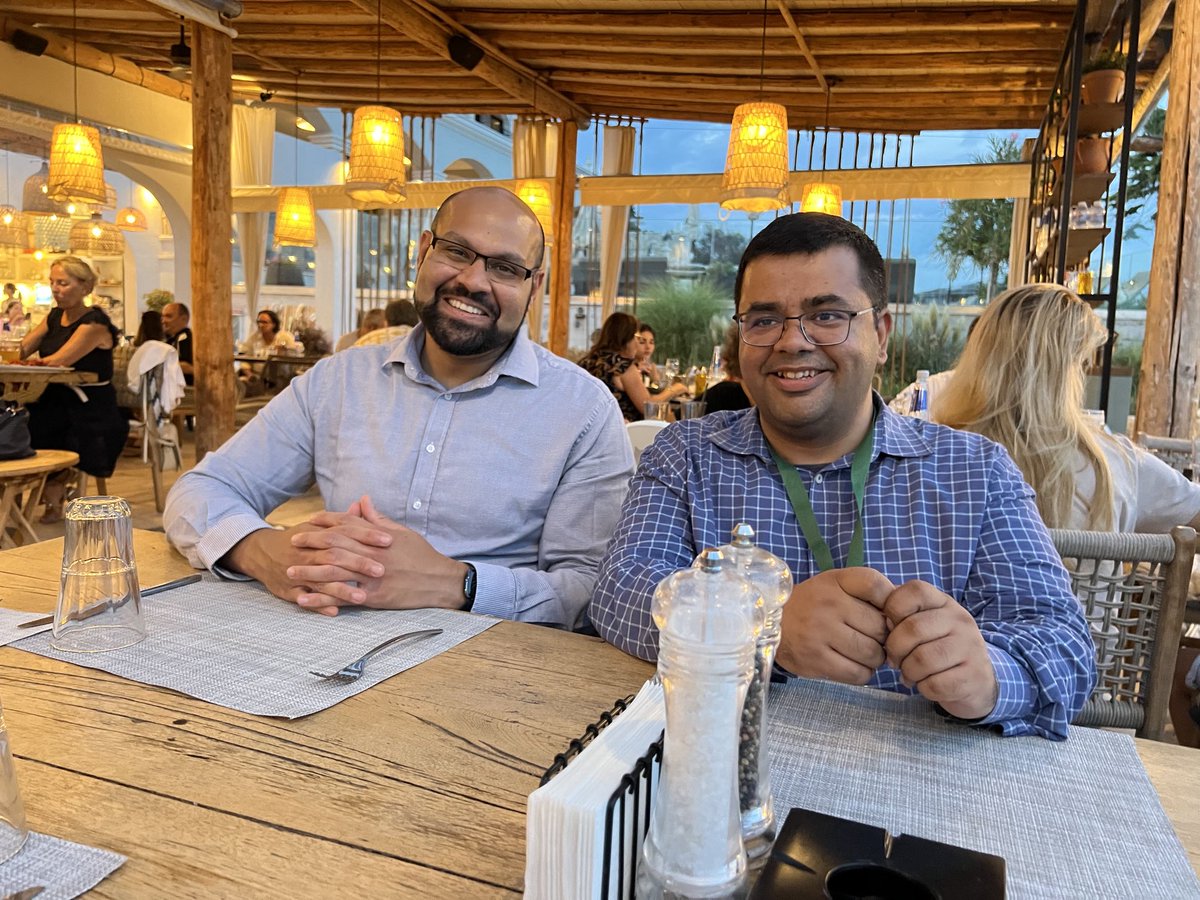 SarbajitBanerj1's tweet image. Lovely evening in Varna with ⁦@dineshsoares⁩  @ACSOmega, Albena Paskaleva ⁦@BgSciencesBAS⁩, Ela Guziewicz, and Vesselin Donchev -  can’t think of a more amazing location for a late summer conference