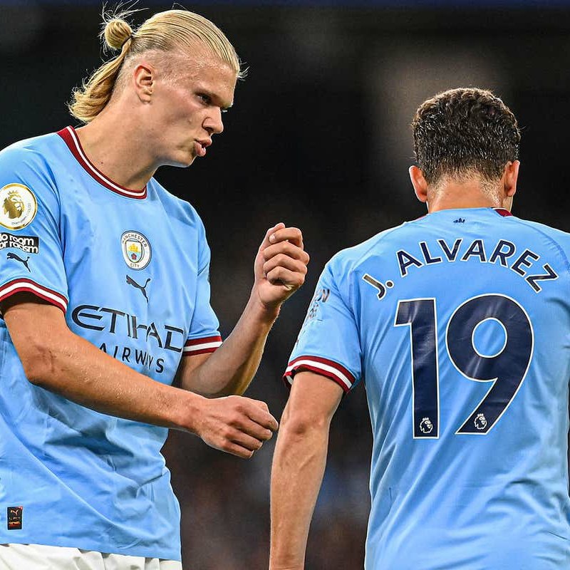 cityreport_'s tweet photo. 𝗧𝗵𝗶𝗻𝗴𝘀 𝗮𝗿𝗲 𝗵𝗮𝗽𝗽𝗲𝗻𝗶𝗻𝗴 at #ManCity. https://t.co/ZUtsyoGpqX