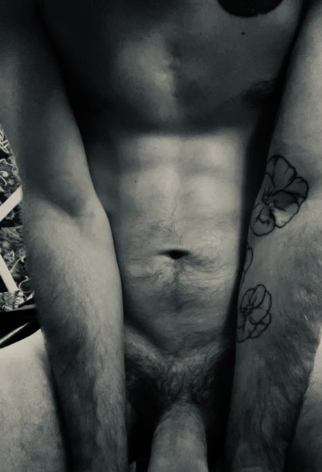 I mean, come on. I mean cum* on&hellip;in? Where ever. https://t.co/8XrsC83mqN