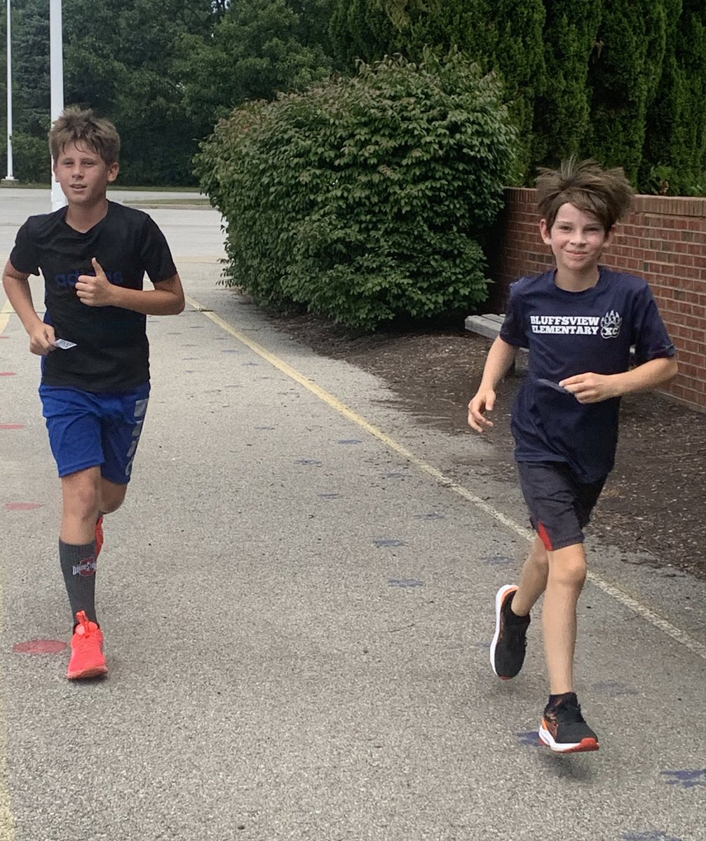 Julie Payne (@paynebuckeye) on Twitter photo Bluffsview Cross Country is off and RUNNING! Having a blast with friends and counting laps! Thanks <a href="/TracyKeyes/">Tracy Keyes</a>, <a href="/bluffsviewfirst/">Brandie Hardin</a> and all our parent volunteers! #itsworthit #weloveworthingtonschools Bluffsview Cross Country is off and RUNNING! Having a blast with friends and counting laps! Thanks <a href="/TracyKeyes/">Tracy Keyes</a>, <a href="/bluffsviewfirst/">Brandie Hardin</a> and all our parent volunteers! #itsworthit #weloveworthingtonschools