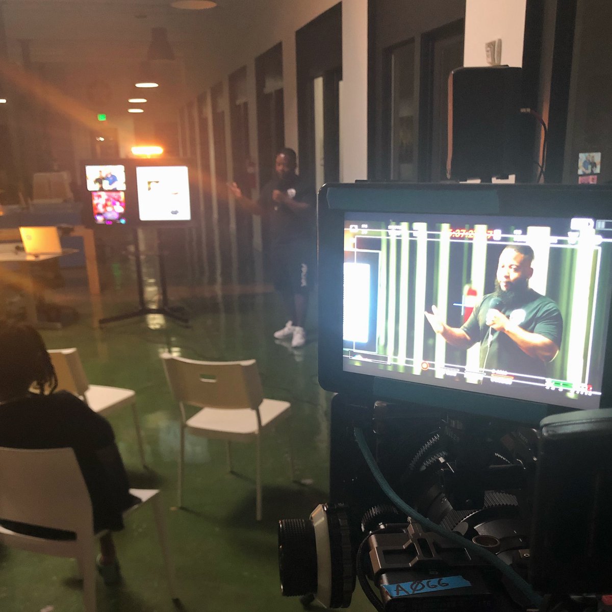 Vol.8 #fuckupnightsmobile - @doublec251 shares his biz WTF! at <a href="/container_yard/">Container Yard</a>