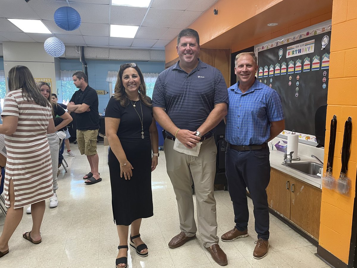 Our K students enjoyed learning all about our school and routines today at orientation.  Eddie the bear thinks our K Ss are GRRREAT too!! <a href="/wearetrschools/">Toms River Regional Schools</a> <a href="/EDEPrincipal/">Matthew H. Gray</a>