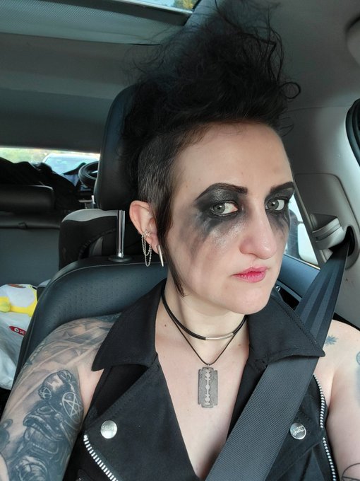 I bought @RSprachrohr tickets in 2019. And here I am! https://t.co/PMDA30md0J<a class="tags" target="_blank" title="On Twitter" href="/?out=eyJ0eXAiOiJKV1QiLCJhbGciOiJIUzUxMiJ9.eyJpYXQiOjE3MjUxNDczMDcsImlzcyI6InR3cG9ybnN0YXJzLmNvbSIsIm5iZiI6MTcyNTE0NzMwNywiZXhwIjoxNzU2NjgzMzA3LCJyZWRpcmVjdF91cmwiOiJodHRwczovL3R3aXR0ZXIuY29tL1JTcHJhY2hyb2hyIn0.L3fp_ind-YttxxrxFC7-X_kka7nJUTglIWFxnbvVdwoQRn4AKNJLVsMQSvQLVX-5HpwhE5qFRquddFePZ85GXg">@RSprachrohr</a><a href="/tag/humpday"class="tags"><span>#humpday</span></a><a href="/tag/wigglewednesday"class="tags"><span>#wigglewednesday</span></a>