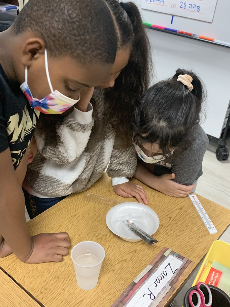These <a href="/MGE_Gators/">Mission Glen Elementary</a> third grade scientists had a question, so we had to INVESTIGATE!! Do all thermometers measure the same?! 🤔 @