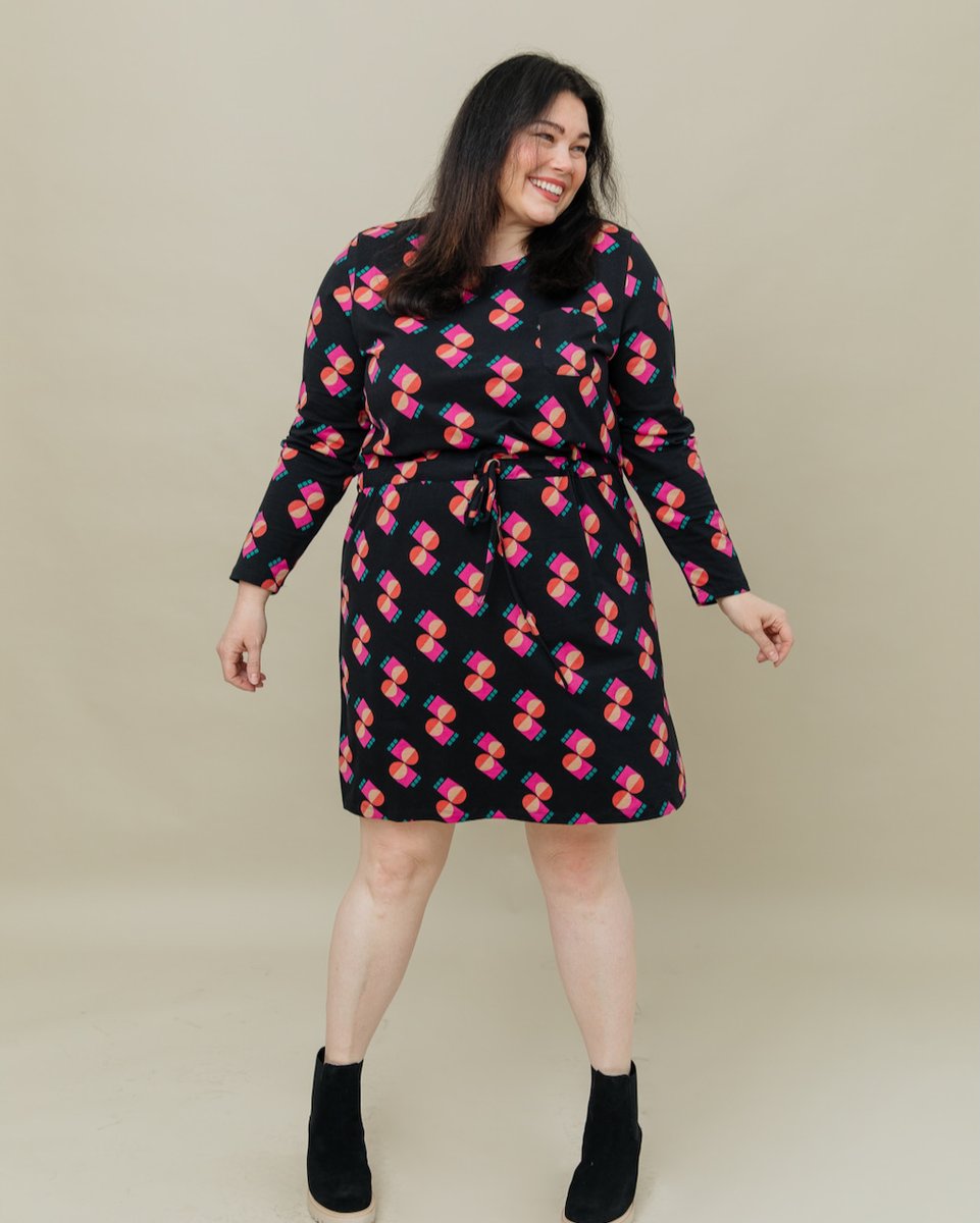 MataTraders's tweet photo. Back for fall, your favorite Abby Dress got a long sleeves glow-up! Perfect for those cool summer nights, and crisp early autumn days! See the latest organic cotton jersey >> https://t.co/Z5pO9JDU05 https://t.co/aP12wid5vk