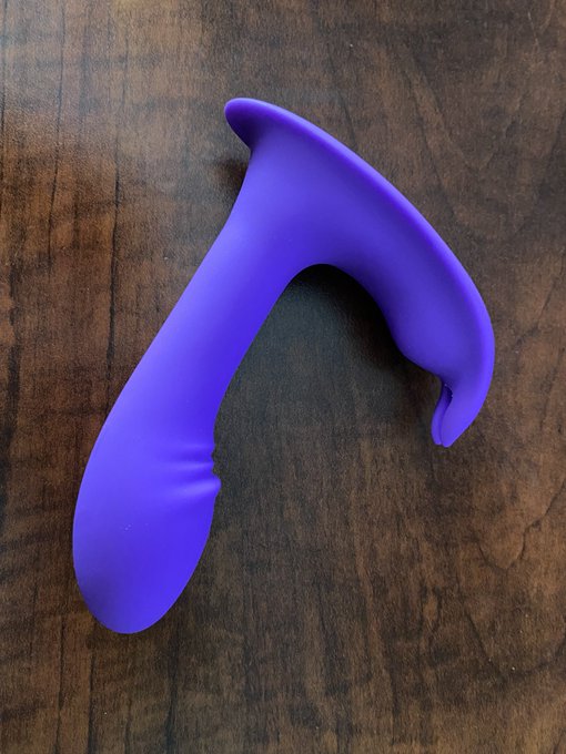 @FannyXi1  So excited to be using this new toy in an upcoming video! (You can even use an app to control<a class="tags" target="_blank" title="On Twitter" href="/?out=eyJ0eXAiOiJKV1QiLCJhbGciOiJIUzUxMiJ9.eyJpYXQiOjE3MjM1MzUzMTAsImlzcyI6InR3cG9ybnN0YXJzLmNvbSIsIm5iZiI6MTcyMzUzNTMxMCwiZXhwIjoxNzU1MDcxMzEwLCJyZWRpcmVjdF91cmwiOiJodHRwczovL3R3aXR0ZXIuY29tL0Zhbm55WGkxIn0.b7eFhkCSn5fHsdeyzltDDRsrOCCo7bFrDQN_jx4jCa3IKQpTQw3PPjFRlZhp3AwOy64IsVNVoM2QsExTk4RvDw">@FannyXi1</a><a href="/tag/horny"class="tags"><span>#horny</span></a><a href="/tag/pornhub"class="tags"><span>#pornhub</span></a><a href="/tag/nsfw"class="tags"><span>#nsfw</span></a><a href="/tag/vibrator"class="tags"><span>#vibrator</span></a><a href="/tag/clitrub"class="tags"><span>#clitrub</span></a><a href="/tag/phworthy"class="tags"><span>#phworthy</span></a>