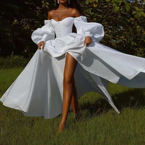 Bridetobeguide.com tweet media