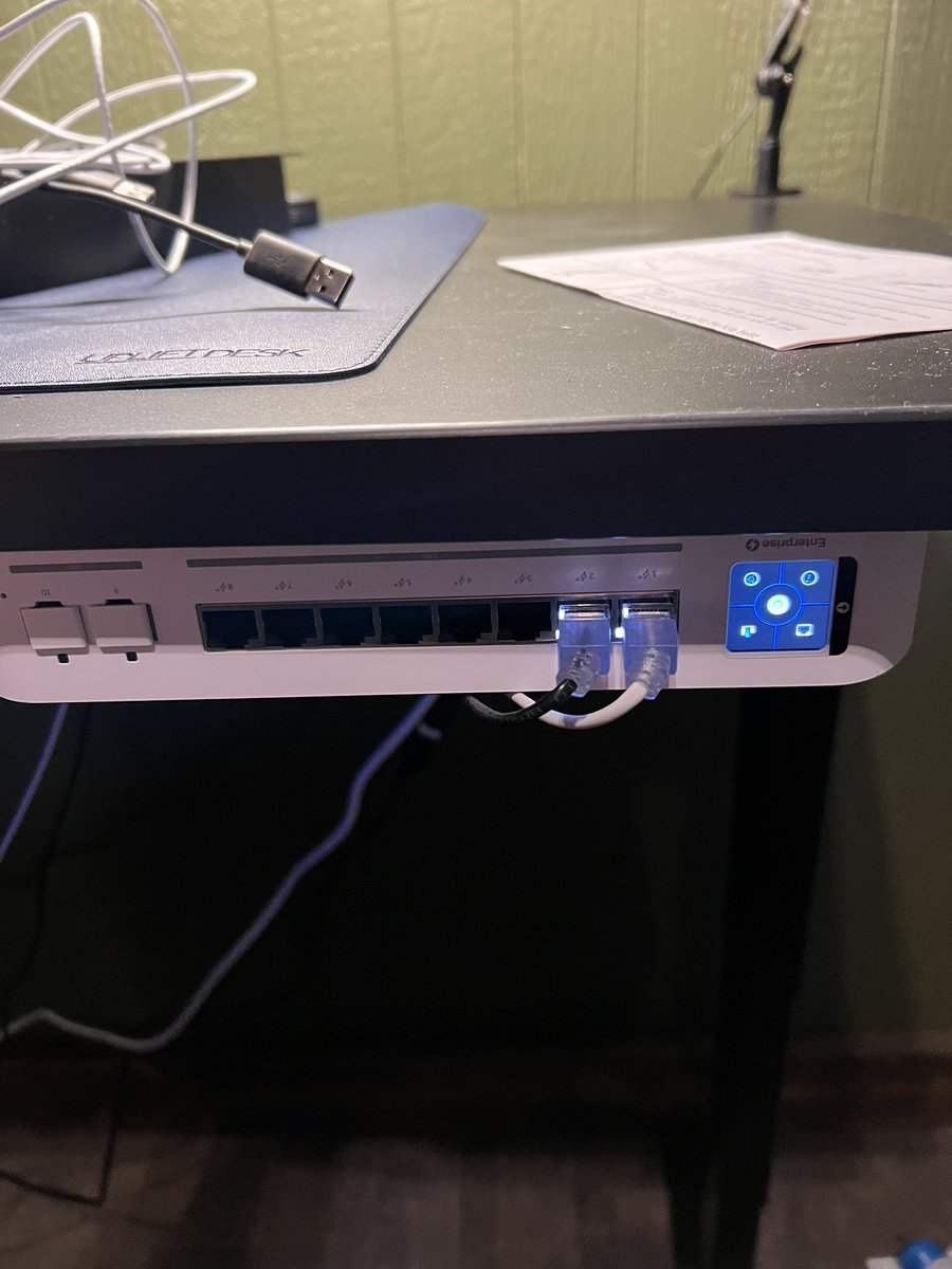 SkyPBX's tweet photo. @Ubiquiti can you let us change screen orientation please :) https://t.co/IxyOpR8VNV