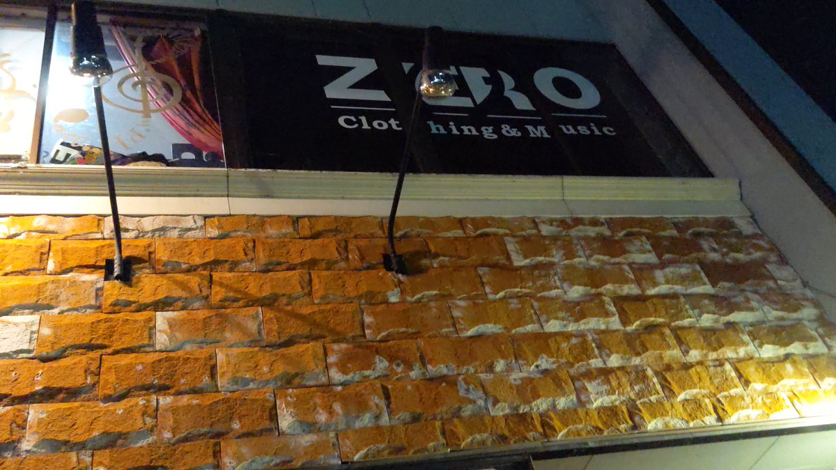 TACejelv's tweet photo. @t_Ace_ZERO 
@tAce_staff 
@zero_clothing_ 

何回会ってもドキドキする🥺💓
ZERO 店舗9年間ありがとう!!そして皆さんお疲れ様でした。

保育園のカバンにサインもらえて嬉しそうに今日登園してた👶✨ https://t.co/rHEank41Fg