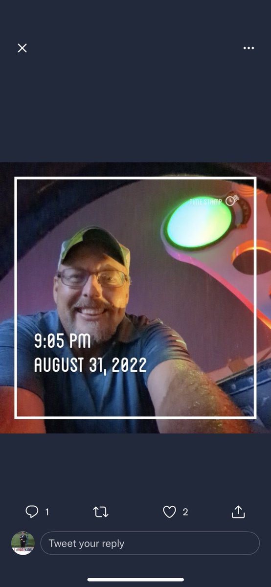 MainStMagic16's tweet image. We have #DuelingOrbiters! Our Every Ride runners on both coasts hit their park’s respective spinners 6 minutes apart! #EveryRideDLR #EveryRideWDW #EveryOrbiter @big_brad_wolf95 .@thepiratekenny @richhurt