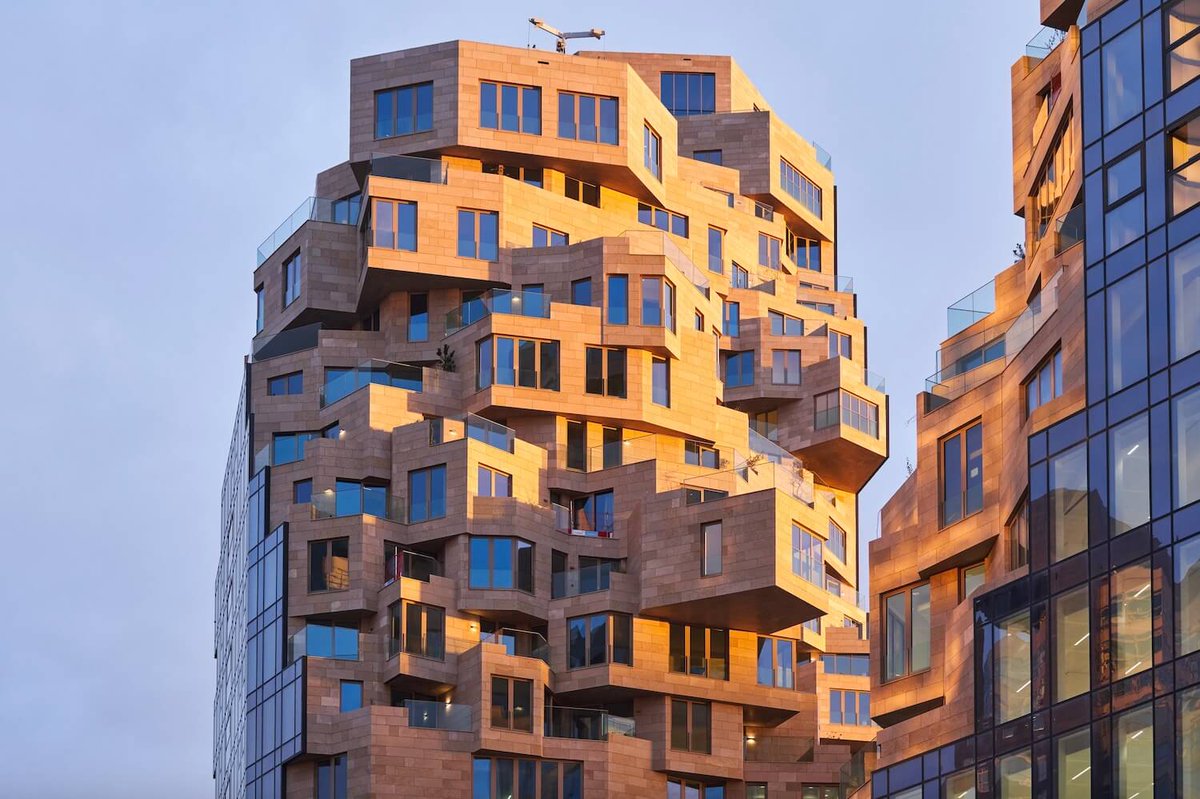 AmazingArchi's tweet photo. Emporis Skyscraper Award Winners Announced!
Read more: https://t.co/00GPbhkNlH
image © Marcel Steinbach
#tower 
#skyscraper 

#architect 
#architecture 
#amazingarchitecture 

#skyscrapers #tower #design #landscape https://t.co/1NSsLlYNjY
