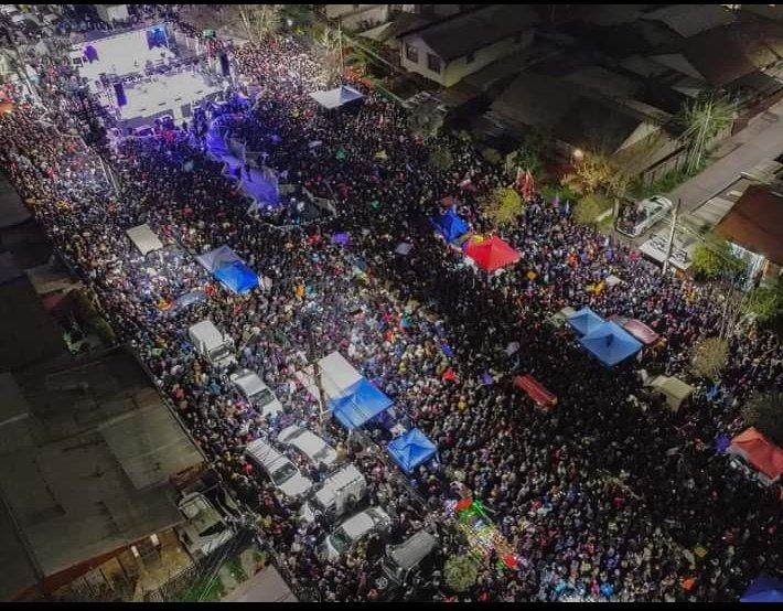 Les juro que la cantidad de gente en Recoleta es IMPACTANTE #ApruebazoRecoleta
