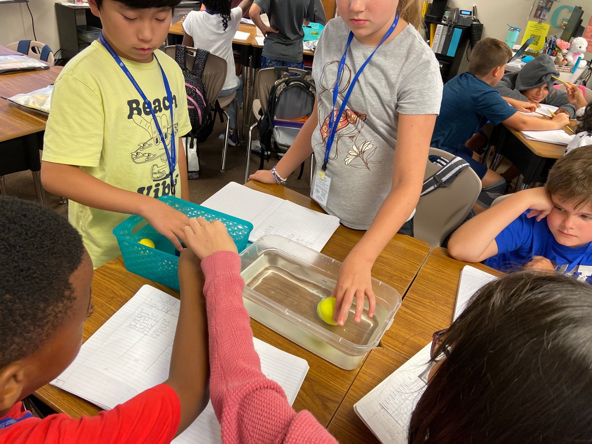 Sink or float?  Learning and having fun in science class with <a href="/TWE_Gwin5/">Tiffany Gwin</a>!
<a href="/TWEHowl/">Tom Wilson Elementary</a> #twehowl